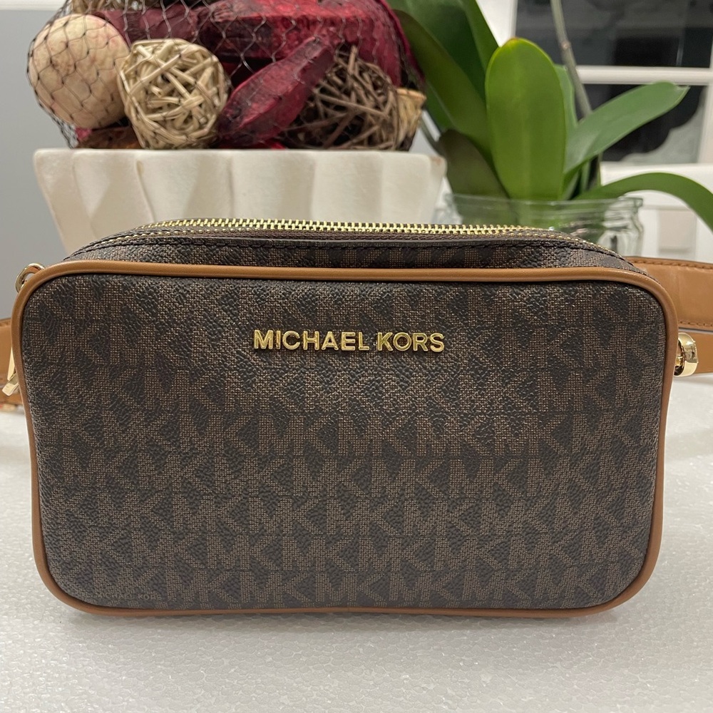 Michael Kors Monogram Crossbody in Brown and Gold - Picture 4 of 13